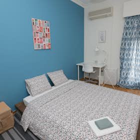 Private room for rent for €420 per month in Athens, Filolaou