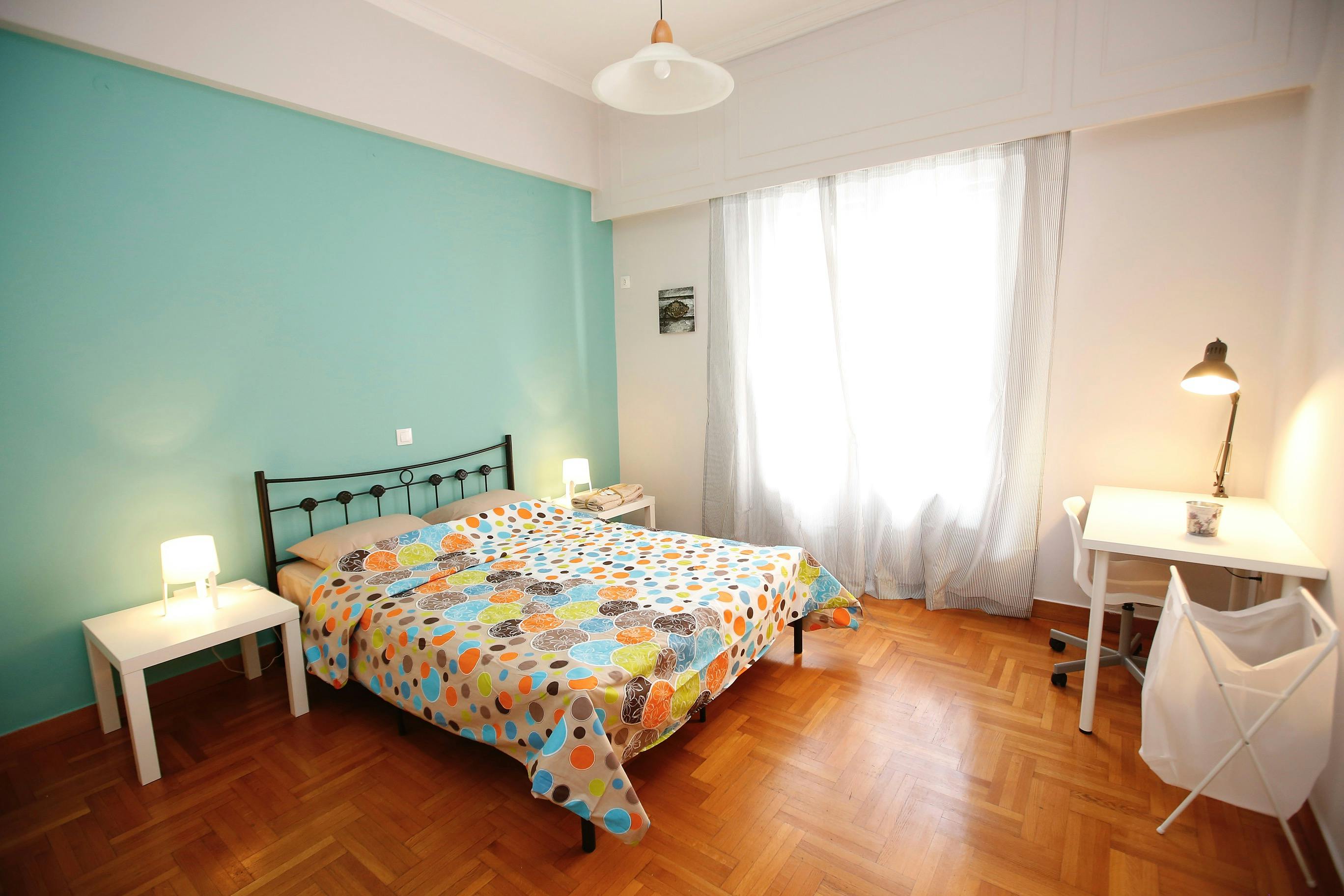 Private room for rent for €430 per month in Athens, 3is Septemvriou