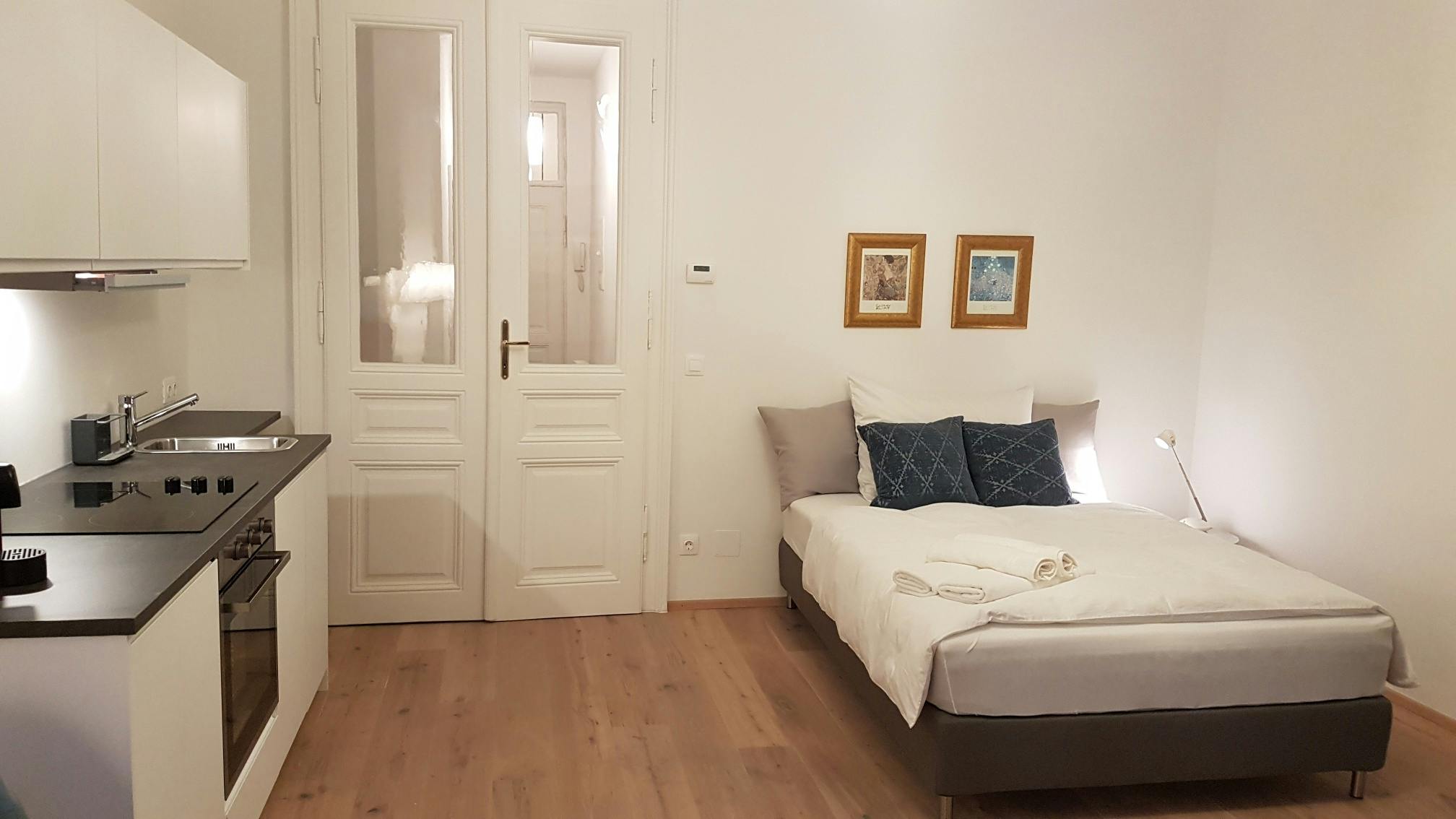 Appartement te huur voor € 1.250 per maand in Vienna, Rögergasse