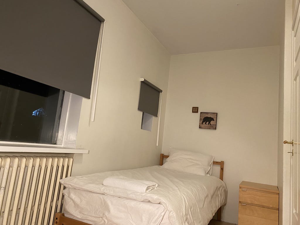 Habitación privada en alquiler por 85.005 ISK al mes en Reykjavík, Bústaðavegur