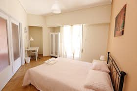 Отдельная комната сдается в аренду за 380 € в месяц в Athens, Marni