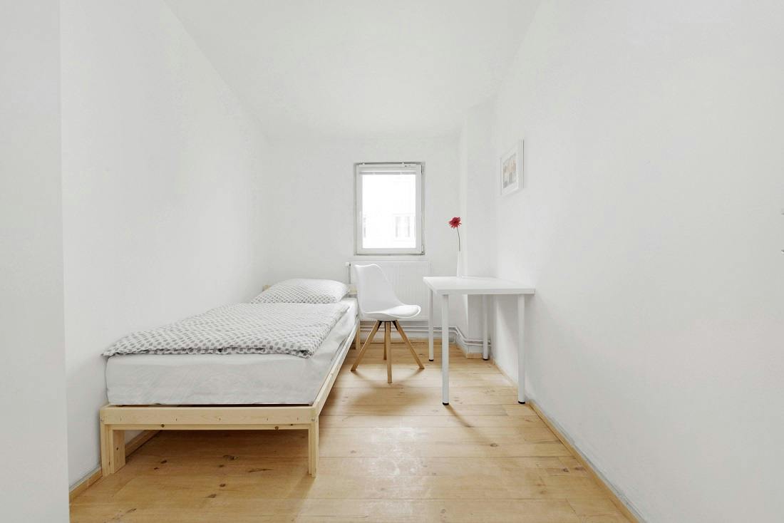 Emdenzeile, Berlin preview