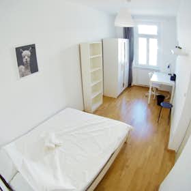 Private room for rent for €580 per month in Vienna, Triester Straße