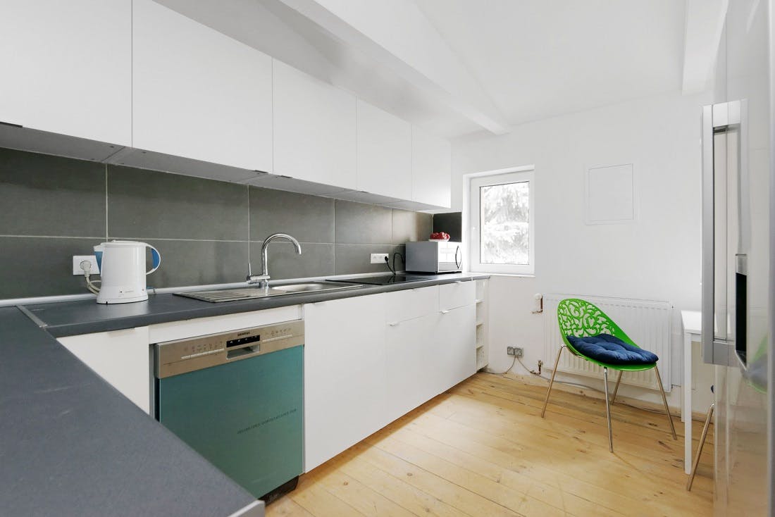 Shared room for rent on Emdenzeile, Berlin - Vista 6