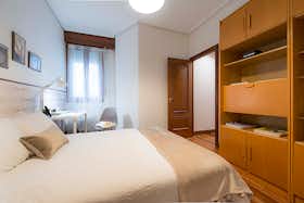 Private room for rent for €525 per month in Bilbao, Avenida Lehendakari Aguirre