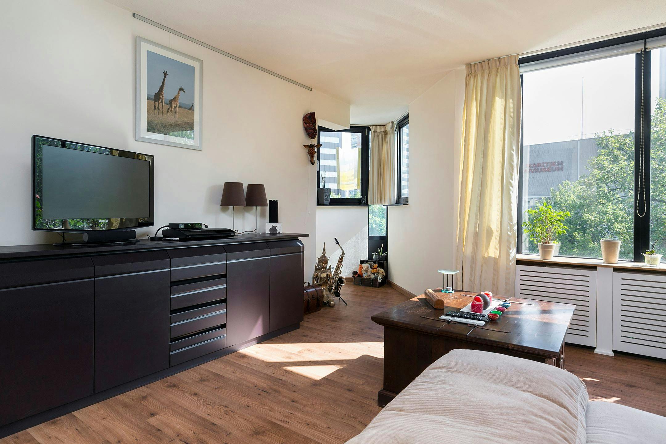 preview gallery tile