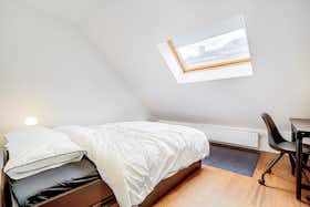 Private room for rent for €570 per month in Charleroi, Rue d'Angleterre