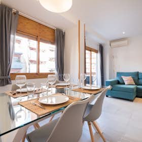 Apartment for rent for €1,550 per month in Barcelona, Carrer de l'Alcalde de Móstoles