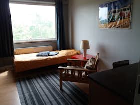 私人房间 正在以 €515 的月租出租，其位于 Uccle, Rue Gatti de Gamond