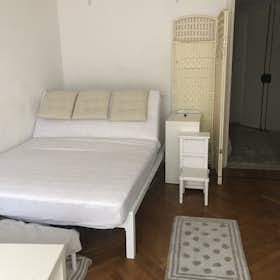 Private room for rent for €510 per month in Turin, Corso San Maurizio