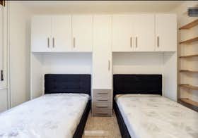 Общая комната сдается в аренду за 430 € в месяц в Milan, Via Giovanni Ambrogio De Predis