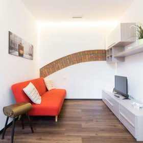 Apartment for rent for €1,540 per month in Milan, Via Ignazio Ciaia
