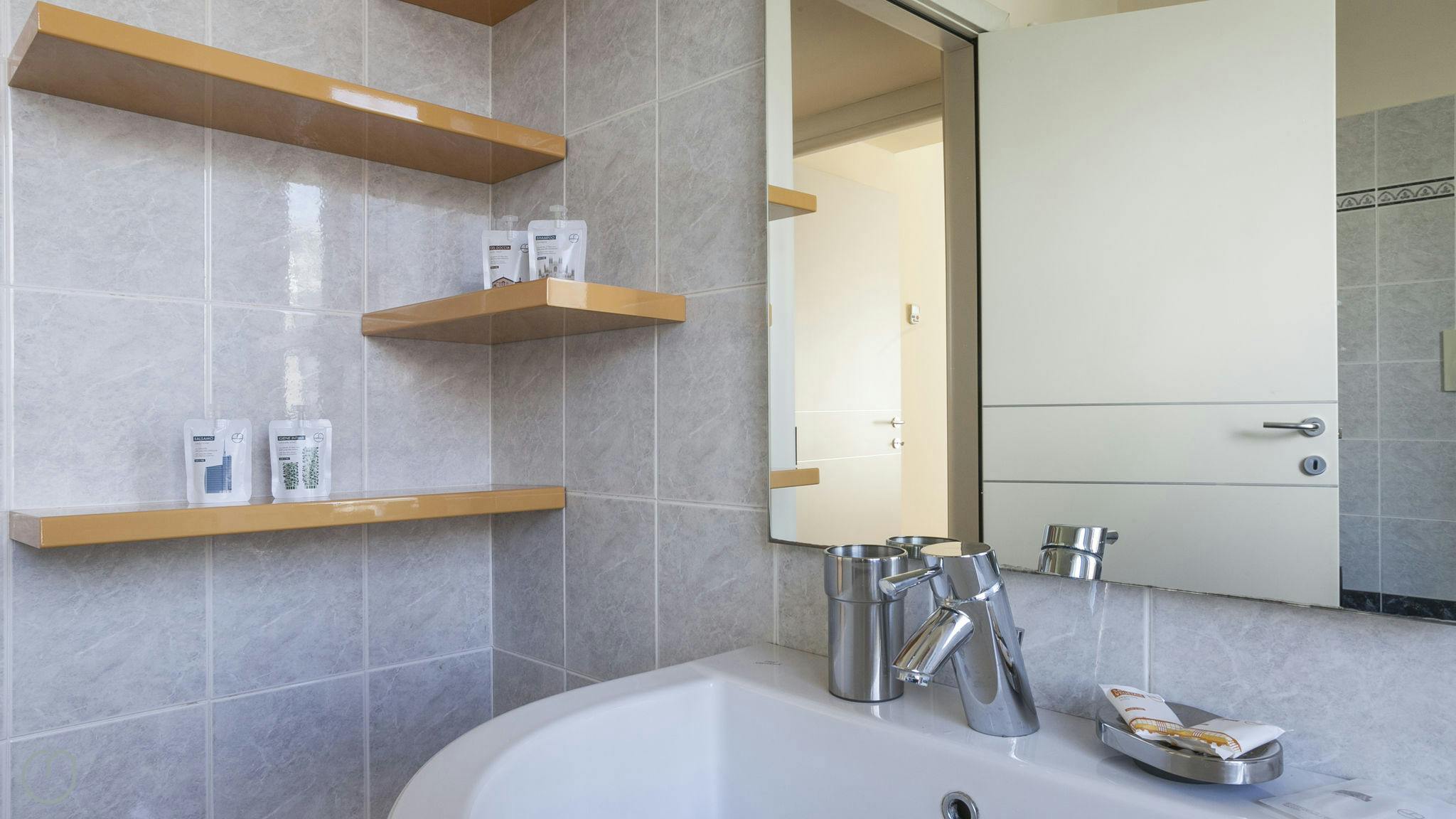 Apartment Milano — photo 10