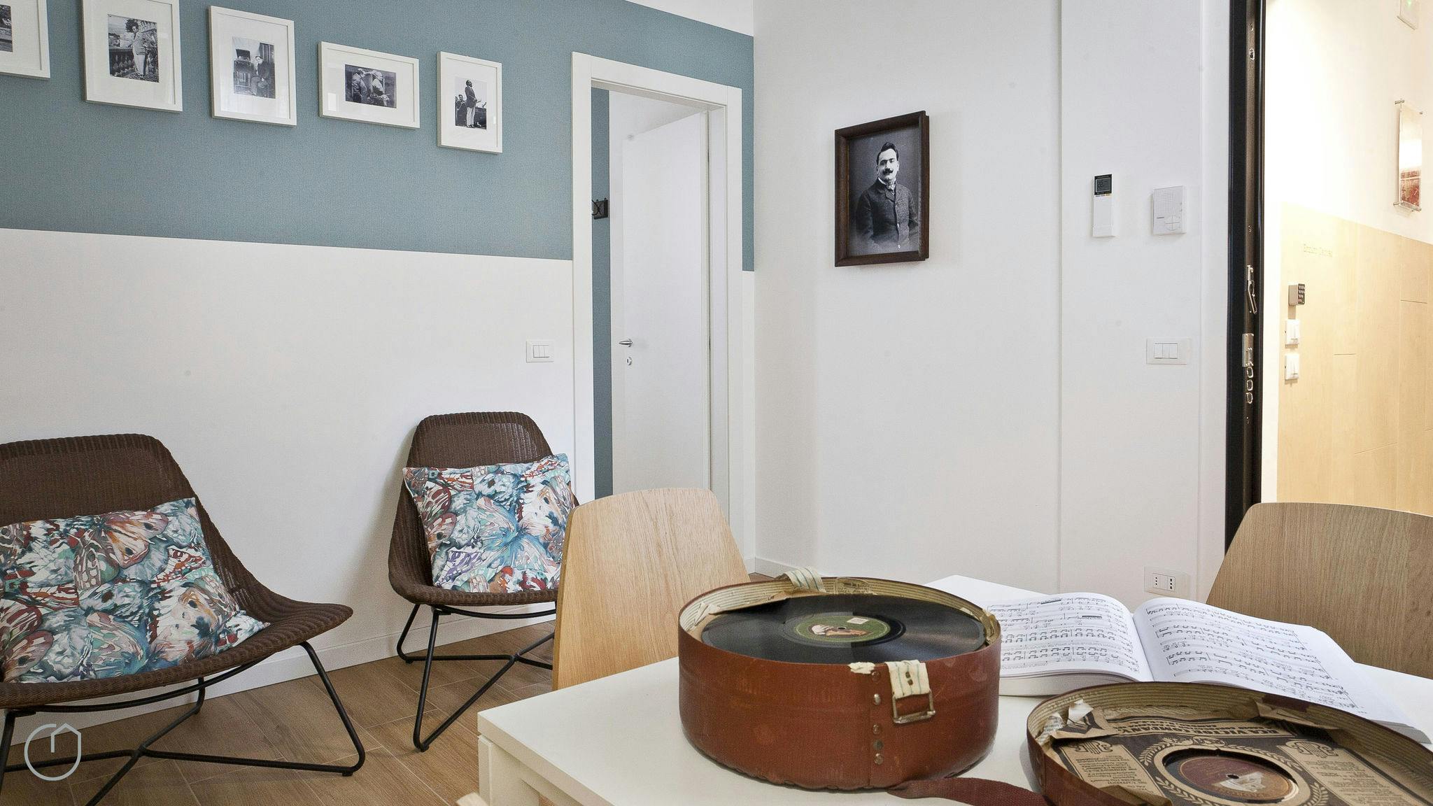 preview gallery tile