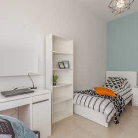 Отдельная комната сдается в аренду за 530 € в месяц в Pisa, Via di Gagno