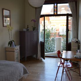 Private room for rent for €980 per month in Brussels, Rue Stevens-Delannoy