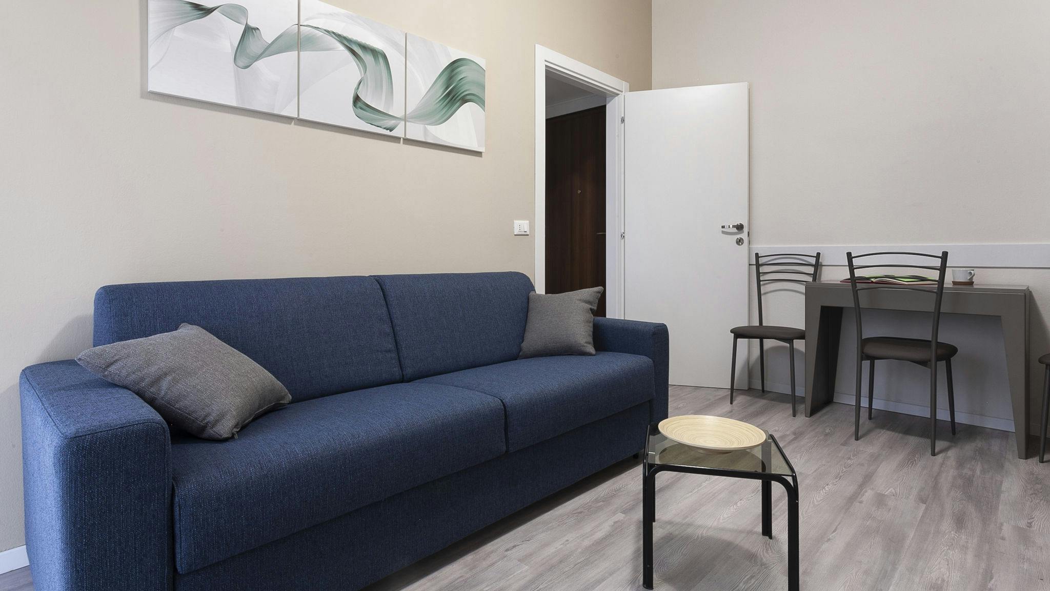 Apartment for rent for €1 per month in Milan, Via Policarpo Petrocchi