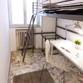 Private room for rent for €470 per month in Venice, Via Forte Marghera