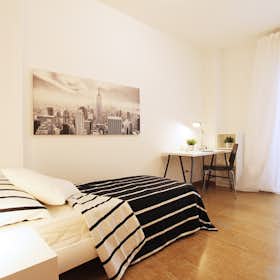 Private room for rent for €470 per month in Venice, Corso del Popolo