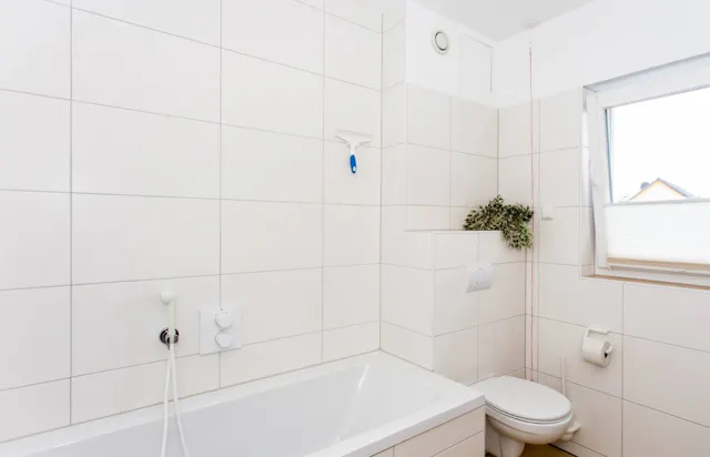 2-Bedroom Apartment in Korkedamm, Berlin (873209) room image 40