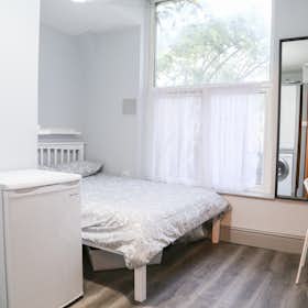 Appartement à louer pour 1 360 €/mois à Dublin, Blessington Street