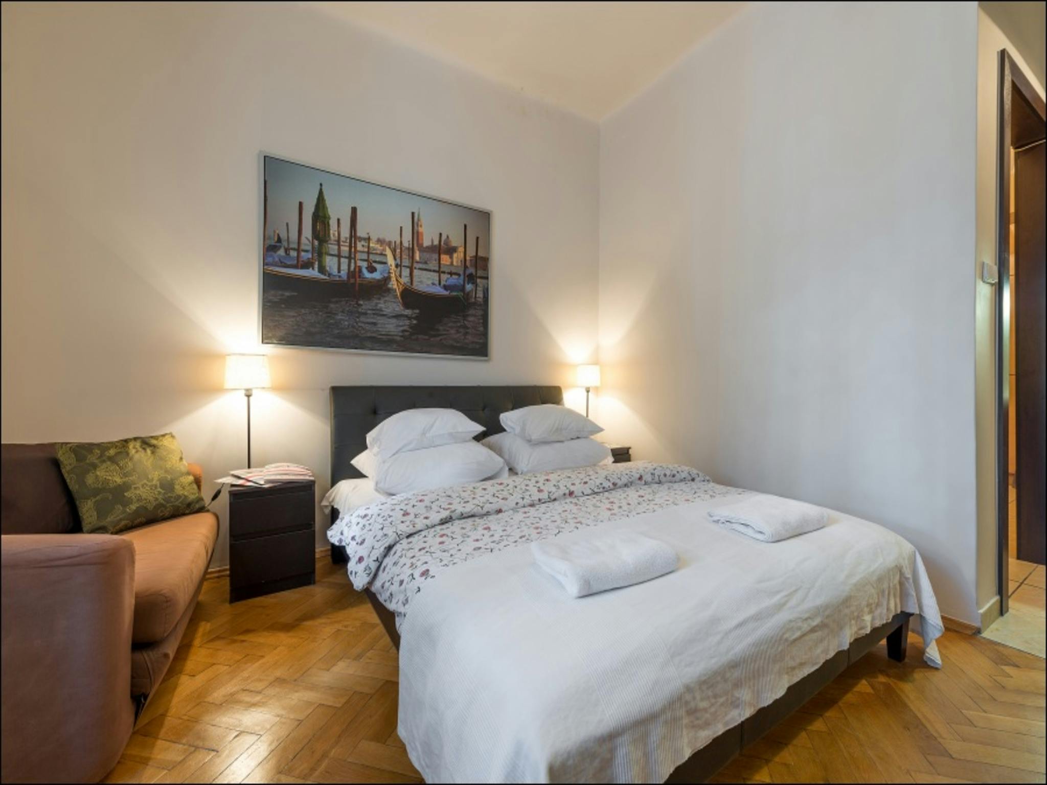 preview gallery tile