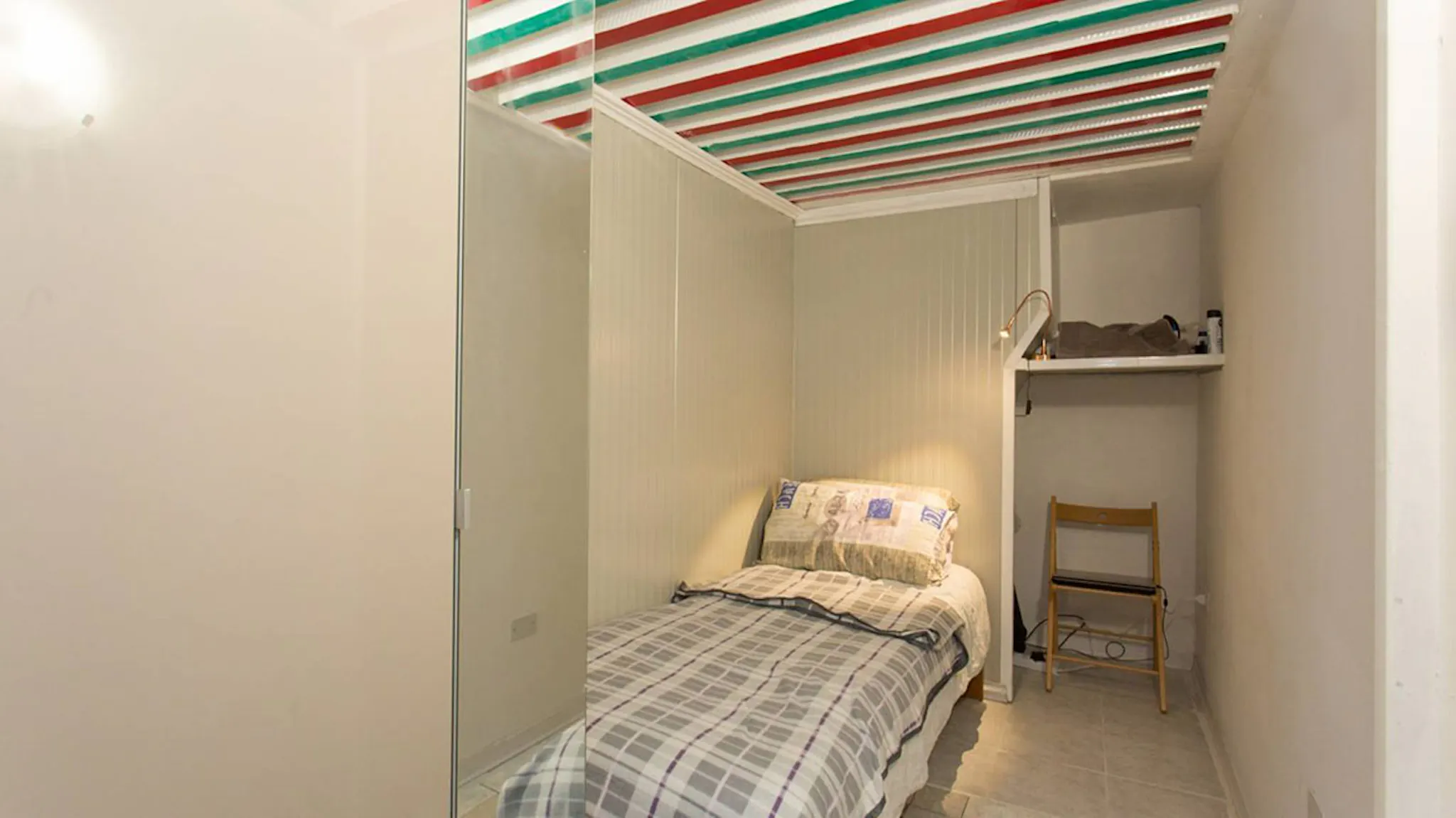 Via Neera, Milan preview