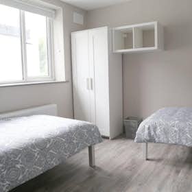 Gedeelde kamer te huur voor € 693 per maand in Dublin, The Rise