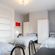 Shared room for rent for €650 per month in Dublin, Royal Canal Terrace