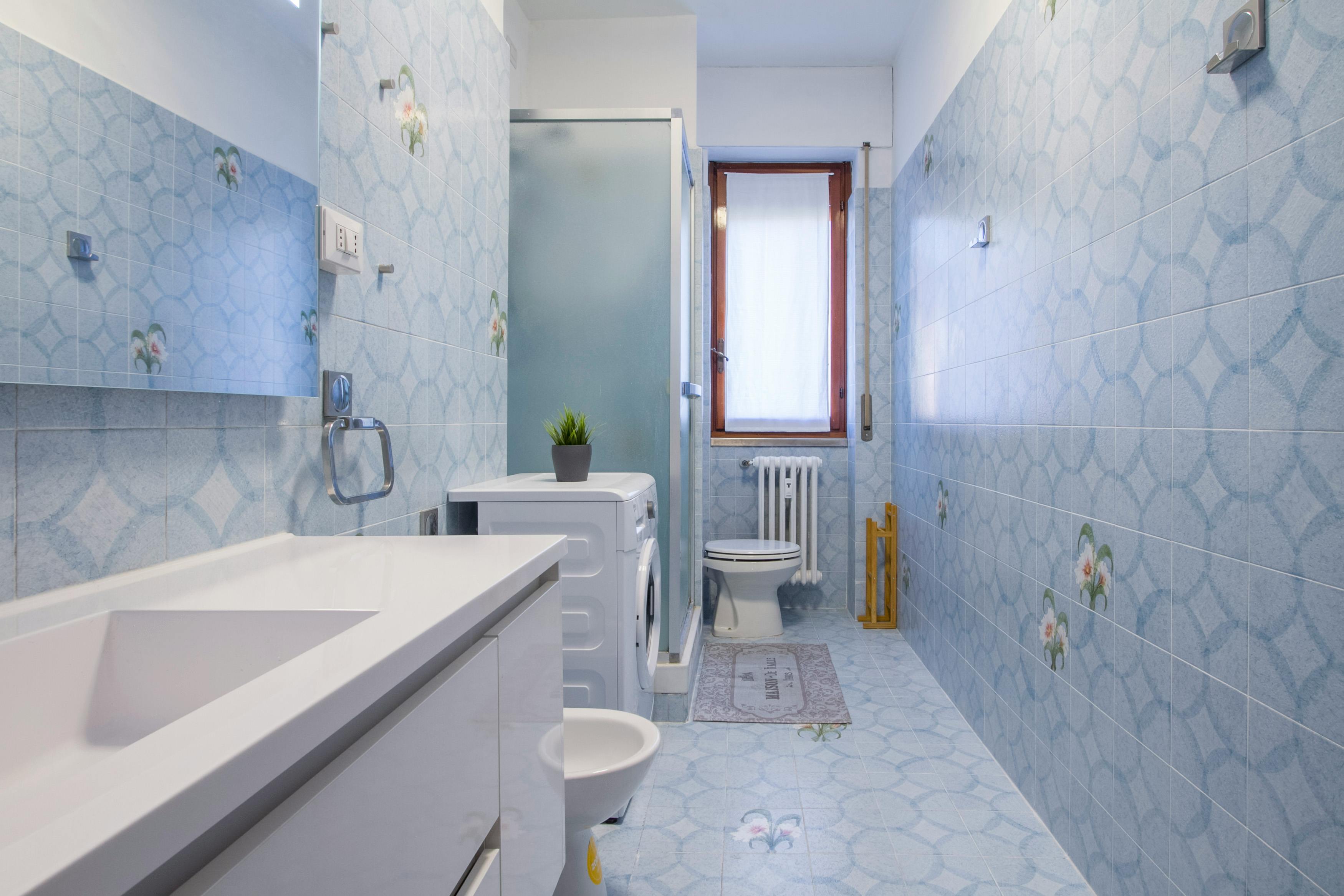 Double room Milan, 1 bed, 24m² — photo 10