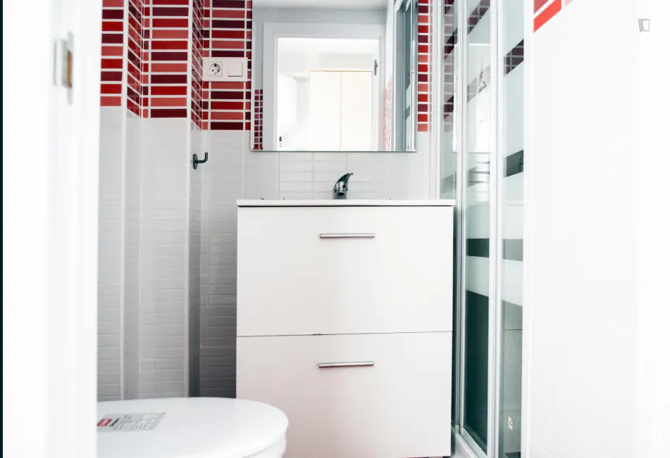 1-Bedroom Apartment in Calle de la Virgen, Madrid (884888) ROOM 3