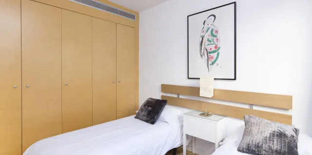 2-Bedroom Apartment in Calle del Conde de Romanones, Madrid (885570) room image 2