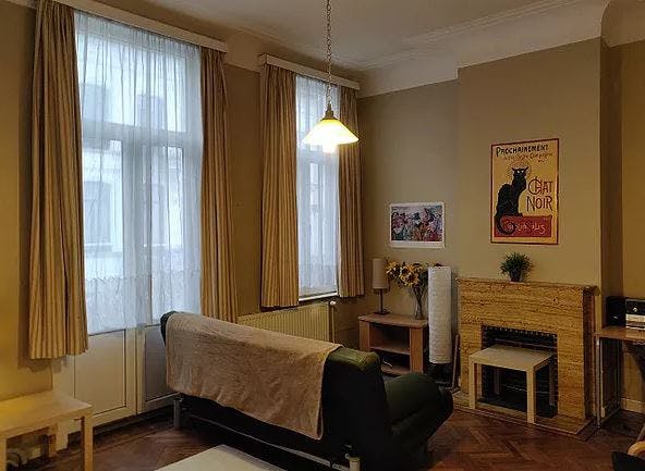Studio for rent for €920 per month in Brussels, Rue de Pascale