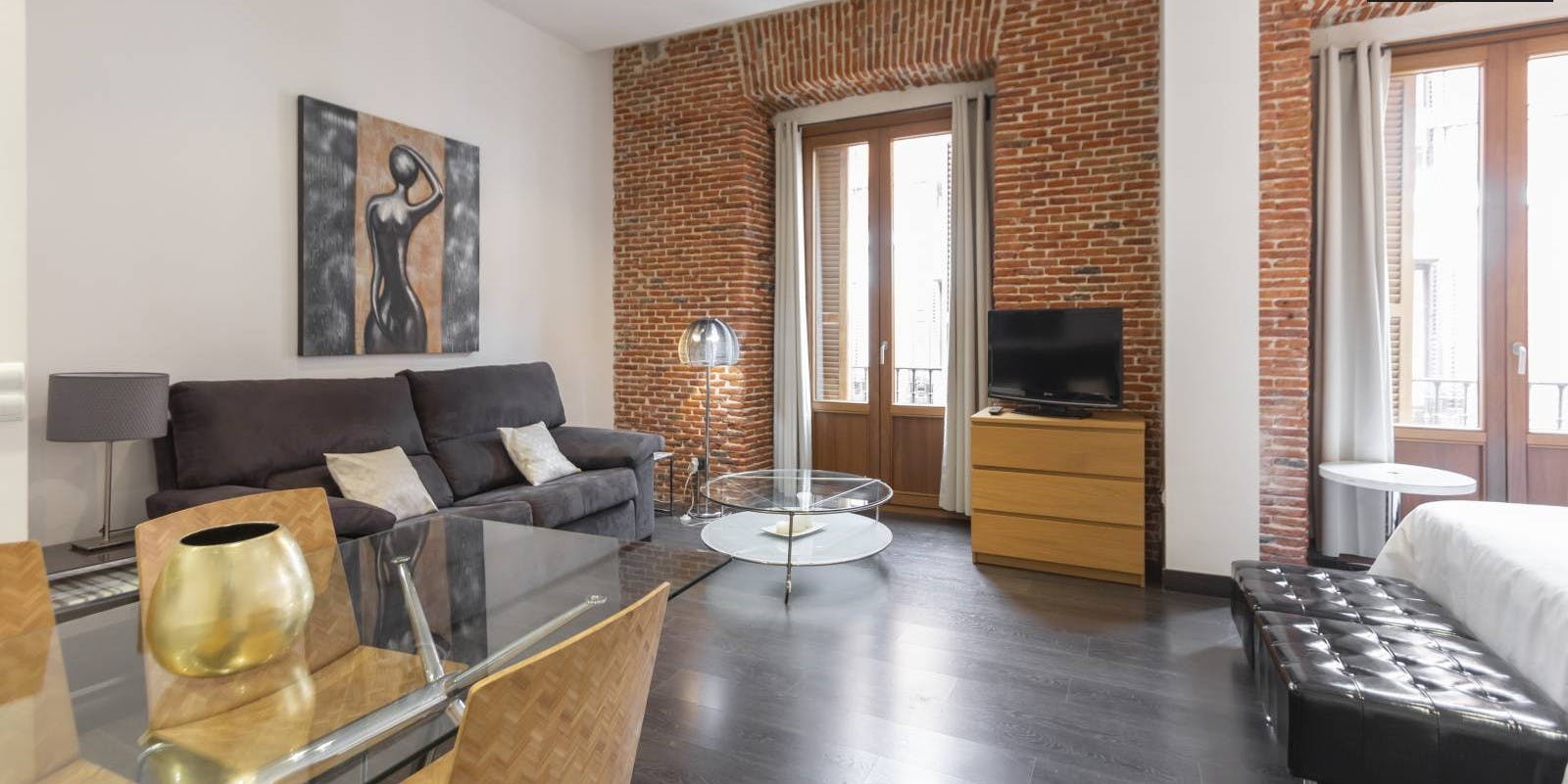 Studio for rent for €1,295 per month in Madrid, Calle Pérez Galdós