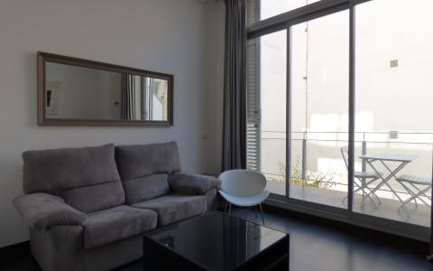 Studio for rent for €1,295 per month in Madrid, Calle Pérez Galdós