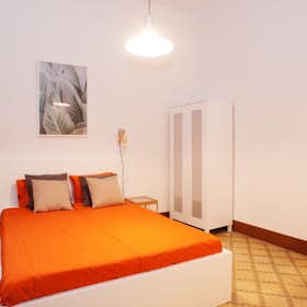 Private room for rent for €648 per month in Barcelona, Carrer de Mallorca
