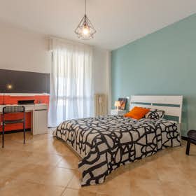 Private room for rent for €550 per month in Pisa, Via Enrico Avanzi