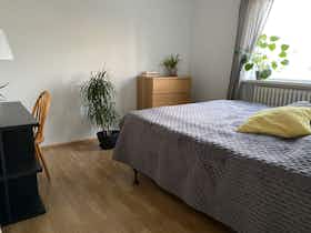 Private room for rent for ISK 178,855 per month in Reykjavík, Eskihlíð