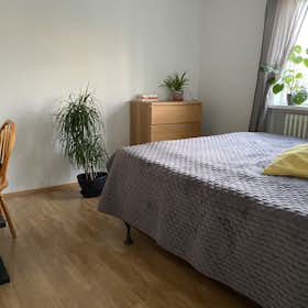 Private room for rent for ISK 178,614 per month in Reykjavík, Eskihlíð