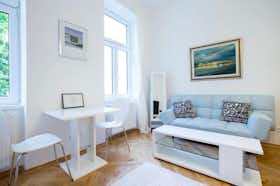 Apartment for rent for €1,000 per month in Vienna, Max-Winter-Platz