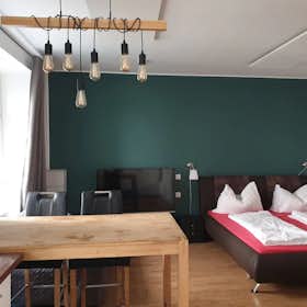 Studio for rent for €1,000 per month in Vienna, Heinzelmanngasse