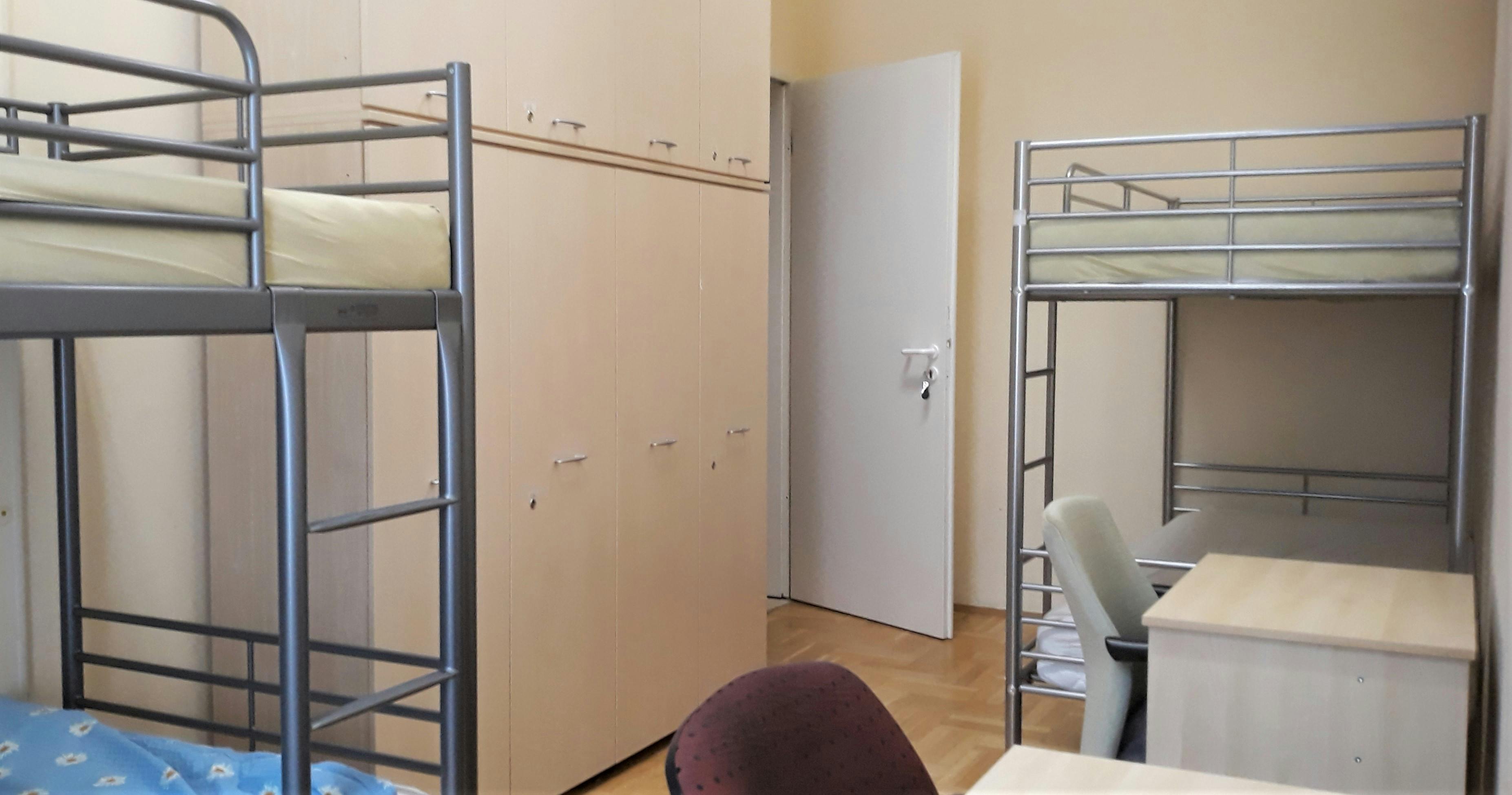 Shared room for rent for HUF 109,370 per month in Budapest, Szent István körút