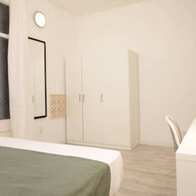 Private room for rent for €930 per month in Barcelona, Carrer de Mallorca