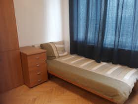 Shared room for rent for HUF 84,526 per month in Budapest, Bartók Béla út