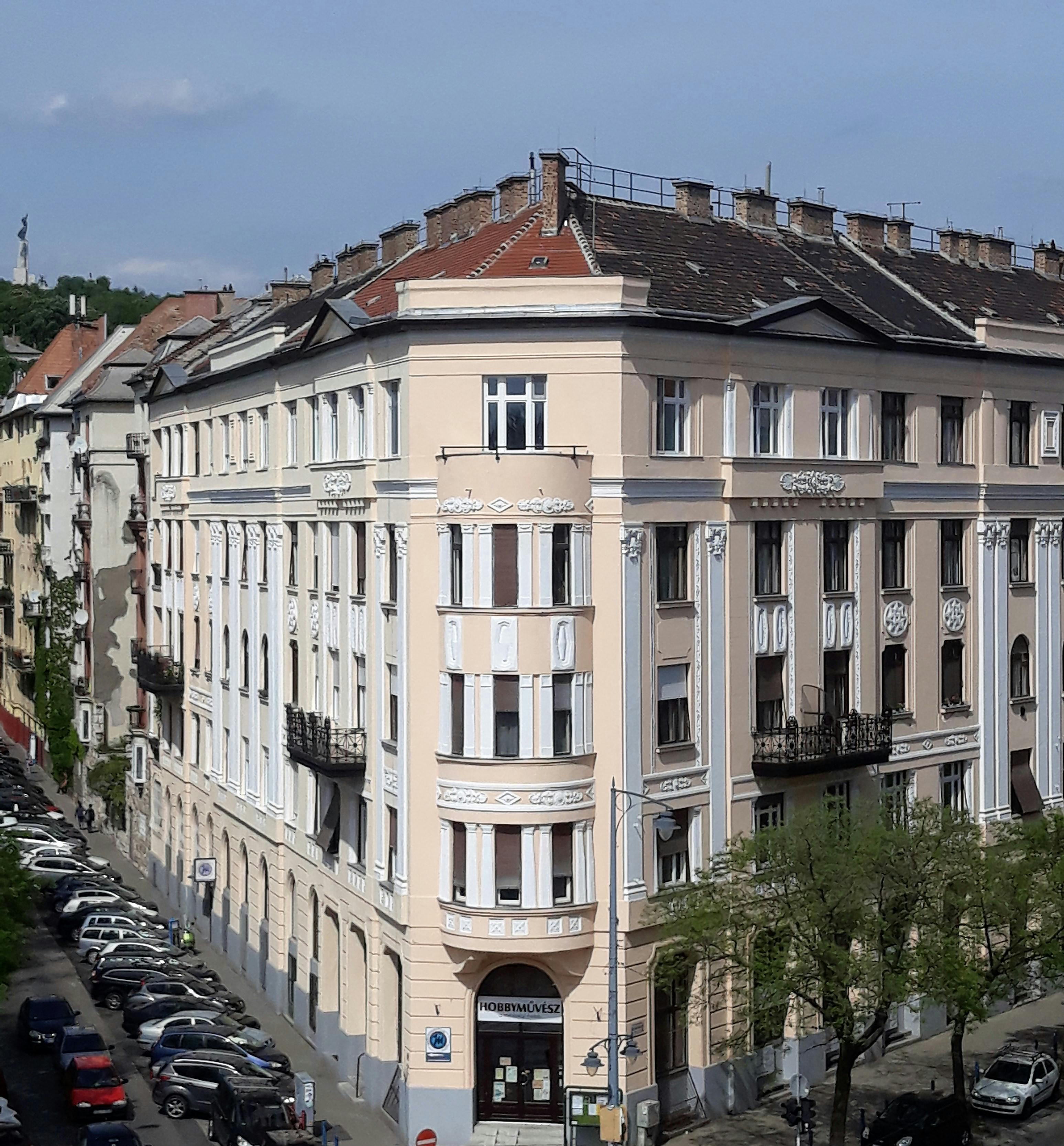 preview gallery tile