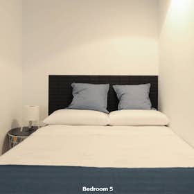 Private room for rent for €595 per month in Barcelona, Carrer de Mallorca