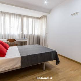 Private room for rent for €525 per month in Valencia, Passatge Doctor Bartual Moret