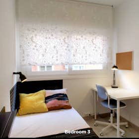 Chambre privée for rent for 530 € per month in Madrid, Calle del Hachero