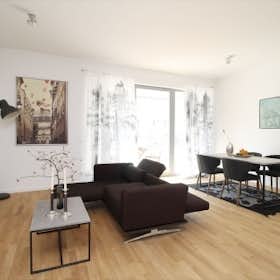 Apartment for rent for €2,800 per month in Berlin, Gartenstraße
