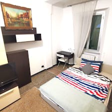 WG-Zimmer for rent for 380 € per month in Genoa, Via Venezia